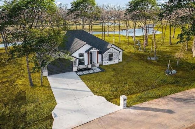 203 Saint Andrews Drive, Mabank, TX 75156