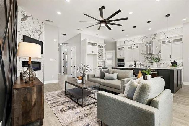 203 Saint Andrews Drive, Mabank, TX 75156