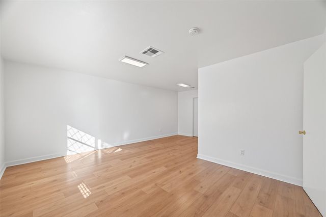 9011 Landsdowne Drive, Houston, TX 77096