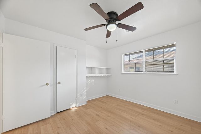 9011 Landsdowne Drive, Houston, TX 77096