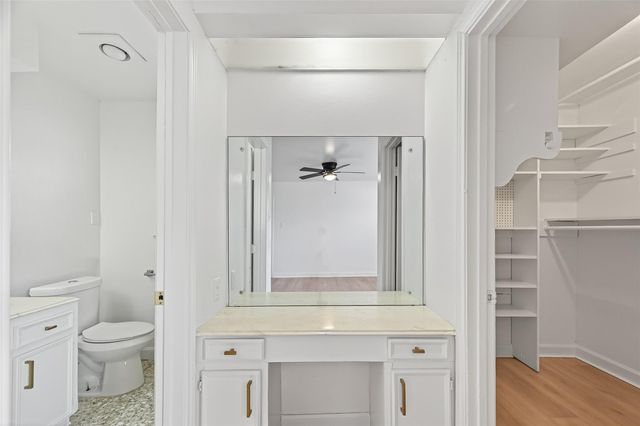 9011 Landsdowne Drive, Houston, TX 77096