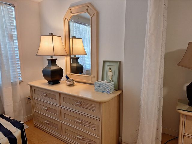 1580 4th Court, Vero Beach, FL 32960