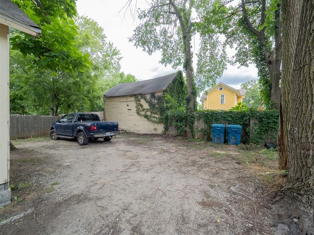 935 Osborne Street, Kalamazoo, MI 49001