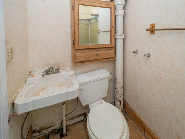 935 Osborne Street, Kalamazoo, MI 49001