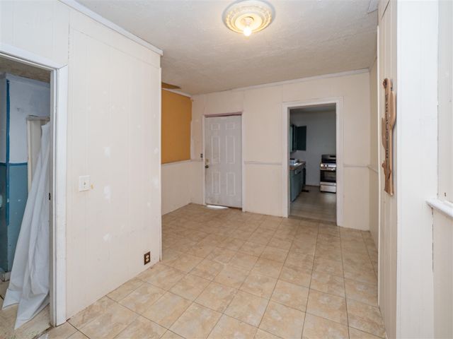 935 Osborne Street, Kalamazoo, MI 49001