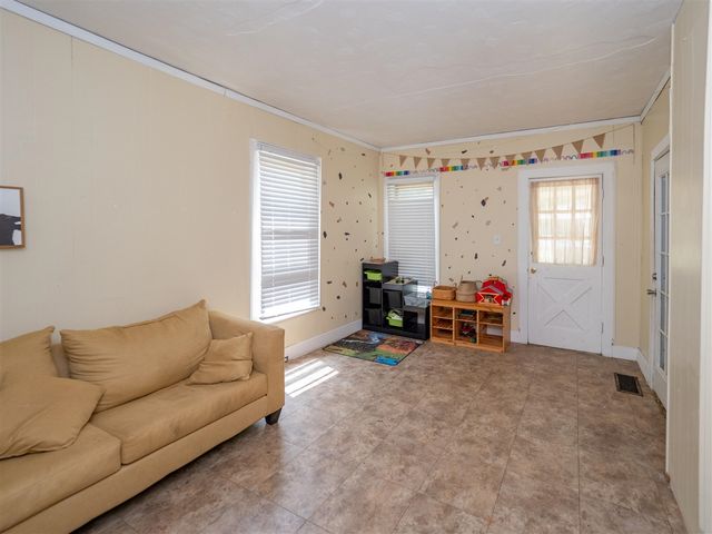 935 Osborne Street, Kalamazoo, MI 49001