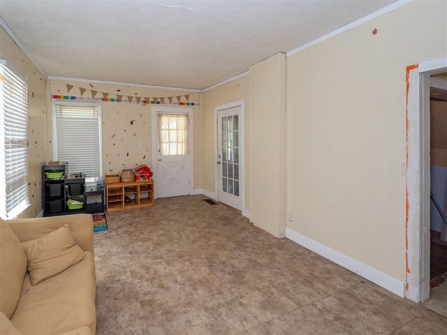 935 Osborne Street, Kalamazoo, MI 49001