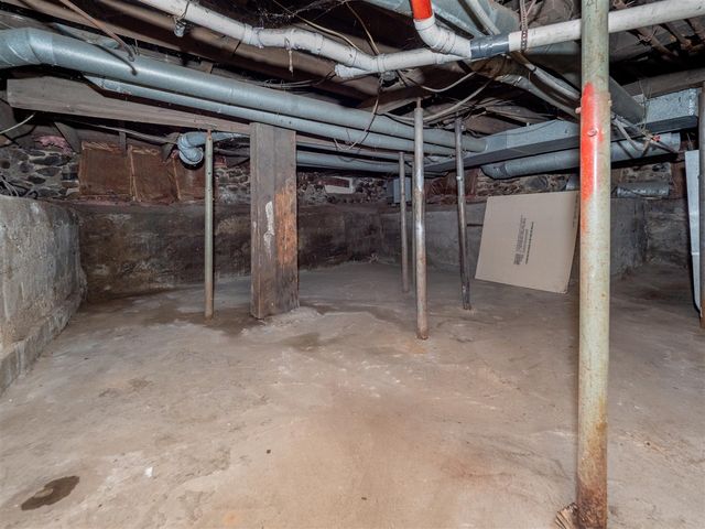 935 Osborne Street, Kalamazoo, MI 49001