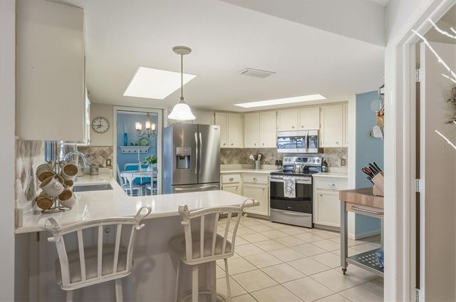 12577 SW KINGS ROW, Lake Suzy, FL 34269