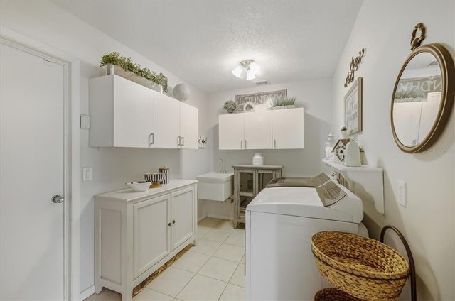 12577 SW KINGS ROW, Lake Suzy, FL 34269