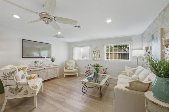 12577 SW KINGS ROW, Lake Suzy, FL 34269