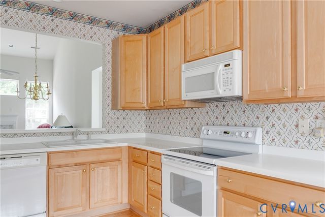 10607 Gate House Ct, Glen Allen, VA 23059