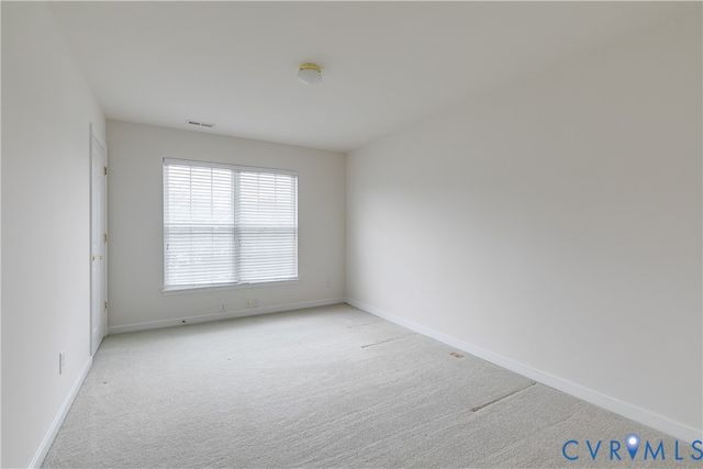 10607 Gate House Ct, Glen Allen, VA 23059