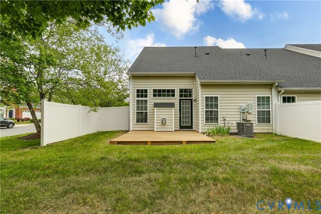 10607 Gate House Ct, Glen Allen, VA 23059