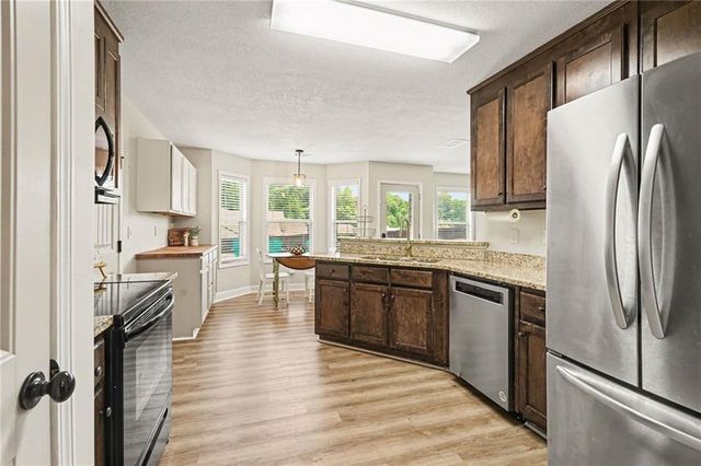 120 Goldshore Way, Statham, GA 30666
