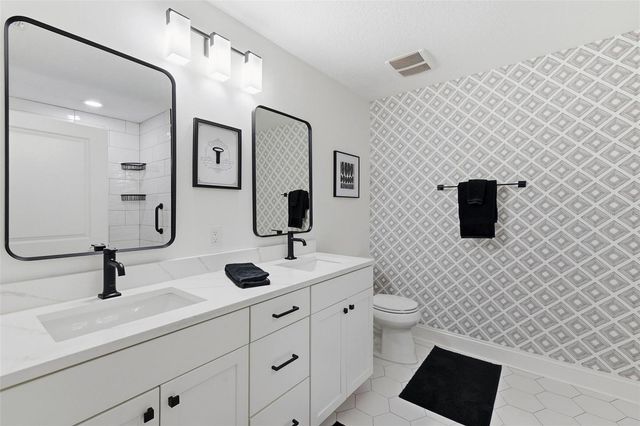 628 CLEVELAND STREET 809, Clearwater, FL 33755