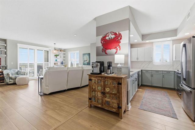 628 CLEVELAND STREET 809, Clearwater, FL 33755