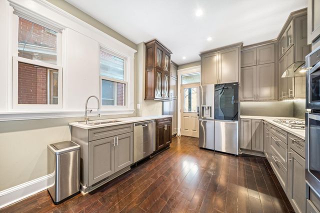 380 Kendall Place, Columbus, OH 43205