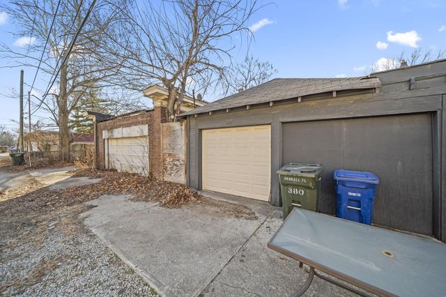 380 Kendall Place, Columbus, OH 43205