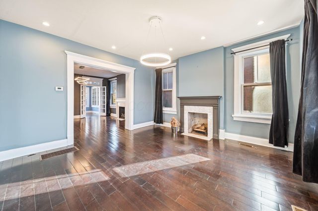 380 Kendall Place, Columbus, OH 43205