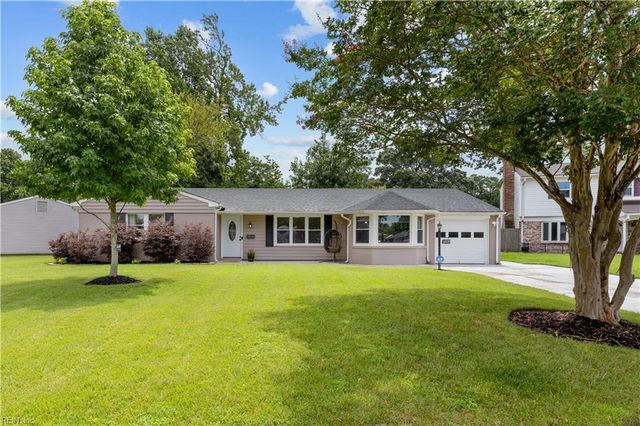 3709 Pine Grove LN, Virginia Beach, VA 23452