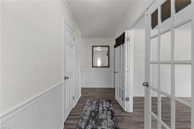 3709 Pine Grove LN, Virginia Beach, VA 23452