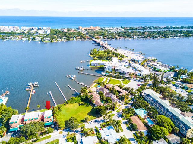324 N Lake Drive, Lantana, FL 33462