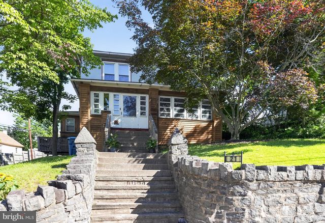 21 GREEN, Sellersville, PA 18960