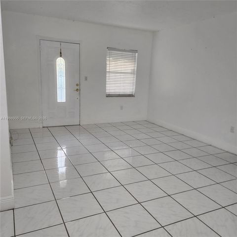 3325 S Lake Dr, Miami, FL 33155