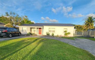 3325 S Lake Dr, Miami, FL 33155