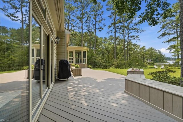 1101 N Inlynnview RD, Virginia Beach, VA 23454