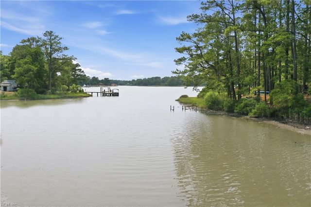 1101 N Inlynnview RD, Virginia Beach, VA 23454