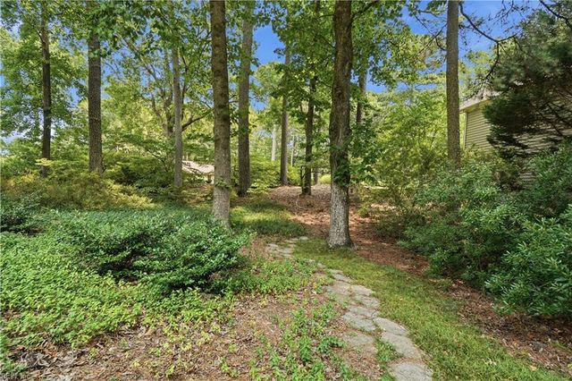 1101 N Inlynnview RD, Virginia Beach, VA 23454