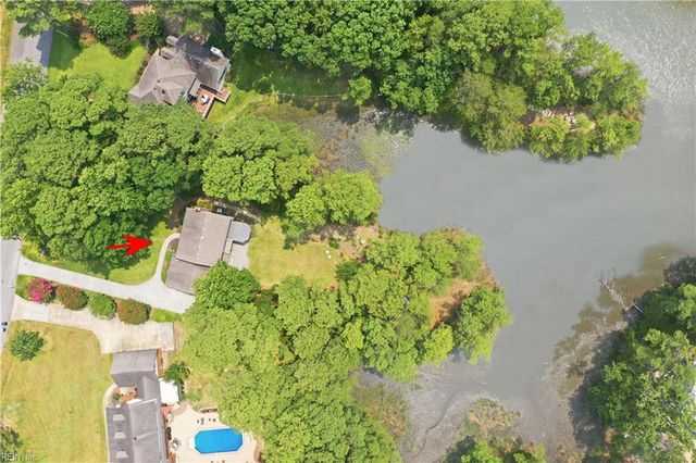1101 N Inlynnview RD, Virginia Beach, VA 23454