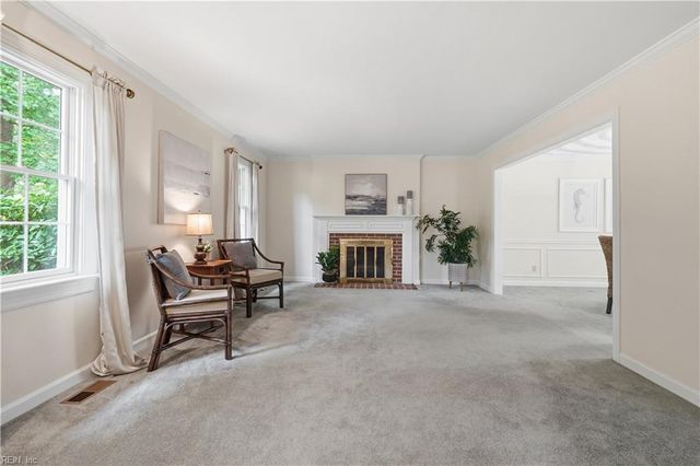 1101 N Inlynnview RD, Virginia Beach, VA 23454