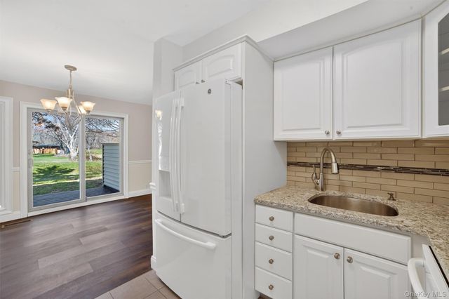 51 Jefferson Oval F, Yorktown Heights, NY 10598