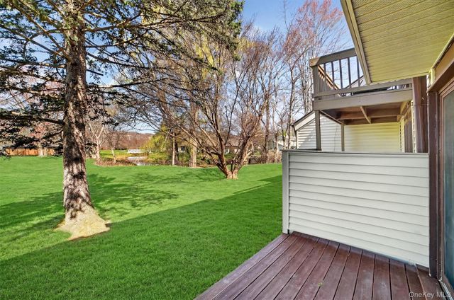 51 Jefferson Oval F, Yorktown Heights, NY 10598