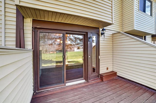 51 Jefferson Oval F, Yorktown Heights, NY 10598