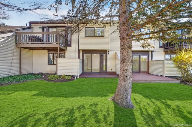 51 Jefferson Oval F, Yorktown Heights, NY 10598