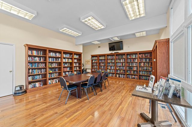 51 Jefferson Oval F, Yorktown Heights, NY 10598