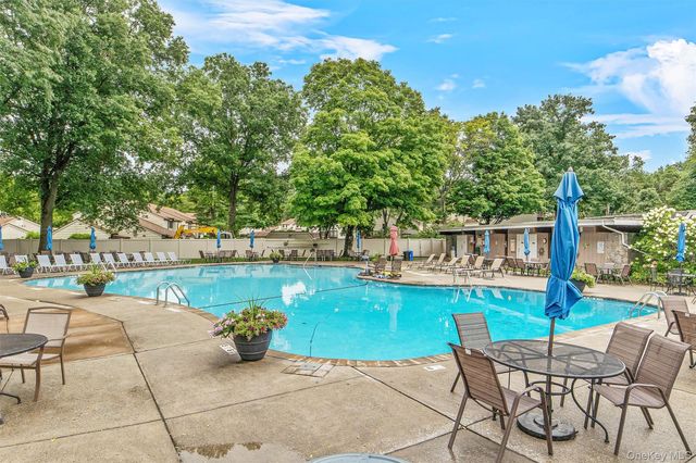 51 Jefferson Oval F, Yorktown Heights, NY 10598