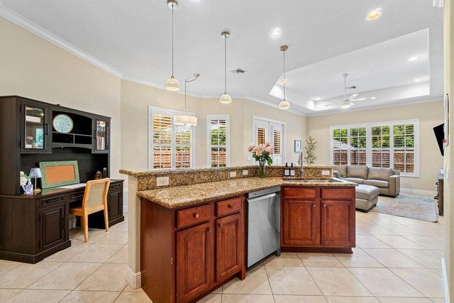 3461 SW Funtuna Street, Port St Lucie, FL 34953