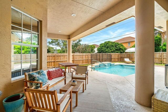 3461 SW Funtuna Street, Port St Lucie, FL 34953