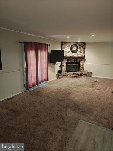 127 JADE DR, Wilmington, DE 19810