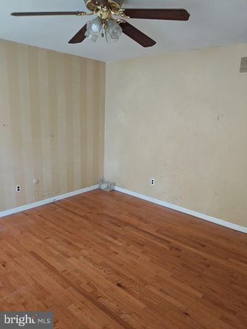 127 JADE DR, Wilmington, DE 19810