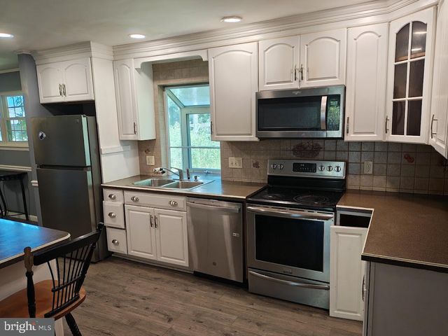 127 JADE DR, Wilmington, DE 19810