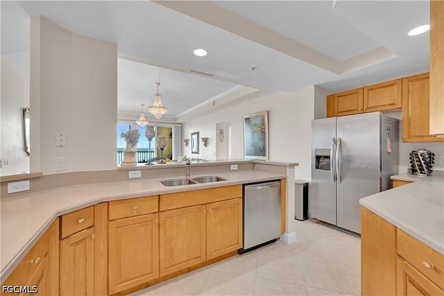2743 1st ST 2404, Fort Myers, FL 33916