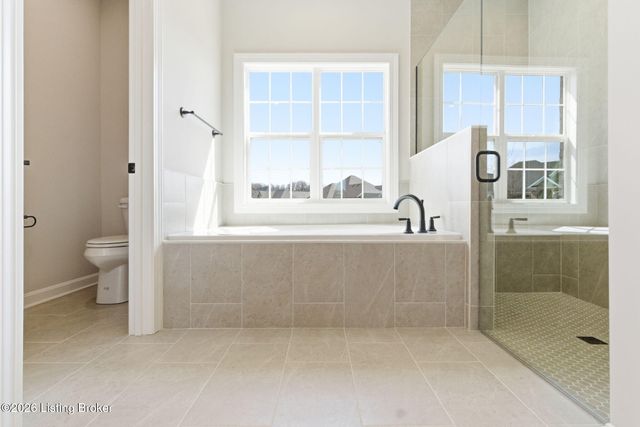 15967 Cumberland Lake Cir, Louisville, KY 40245