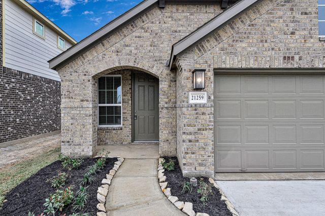 21259 Shore Bluff Drive, Cypress, TX 77433