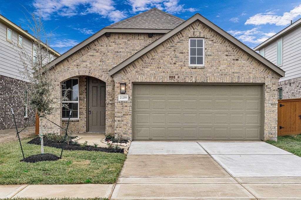 21259 Shore Bluff Drive, Cypress, TX 77433